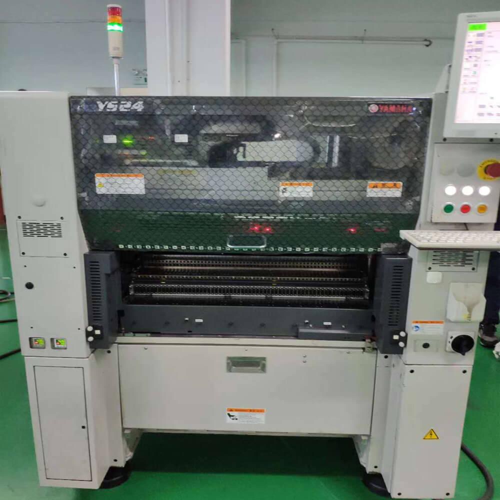 Yamaha YS24 smt pick and place machine